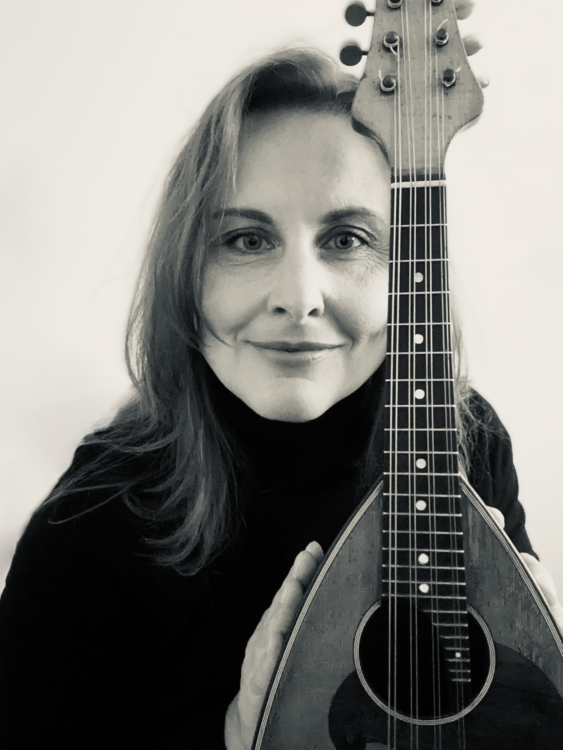 Svetlana Tratch portret met viool